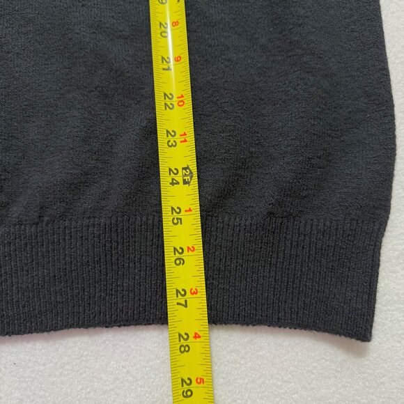 Izod Men's Classic Pullover Black Striped Crewneck Sweater Size Large NWT - Picture 11 of 11